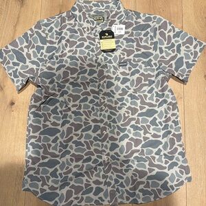 Burlebo Men’s Button up NWT